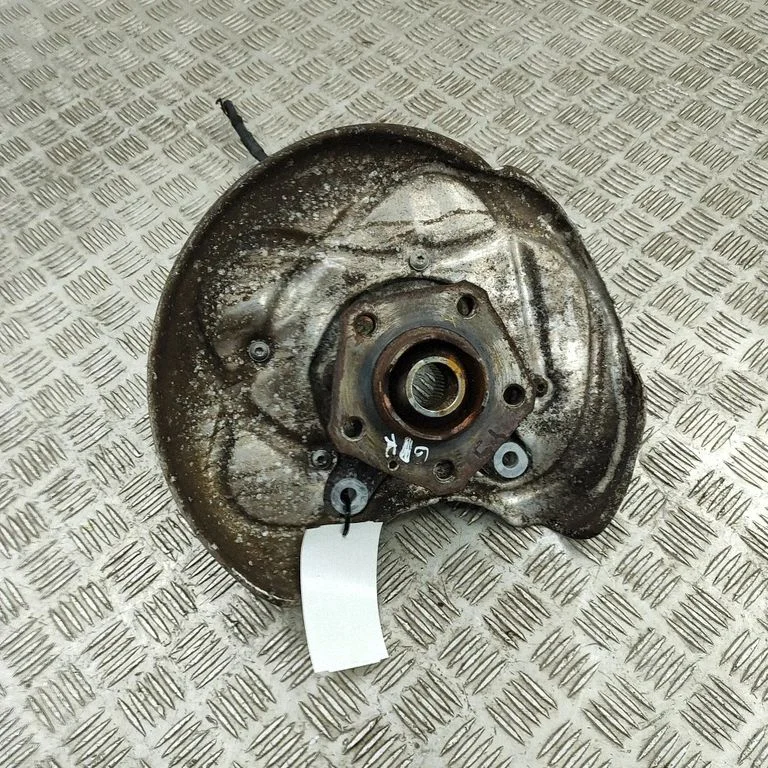 Rear wheel hub 8W0505431Q
