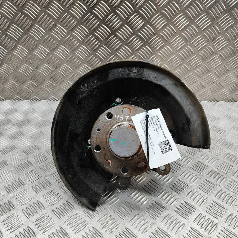 Rear wheel hub 10187244 – MG EHS (2020-)
