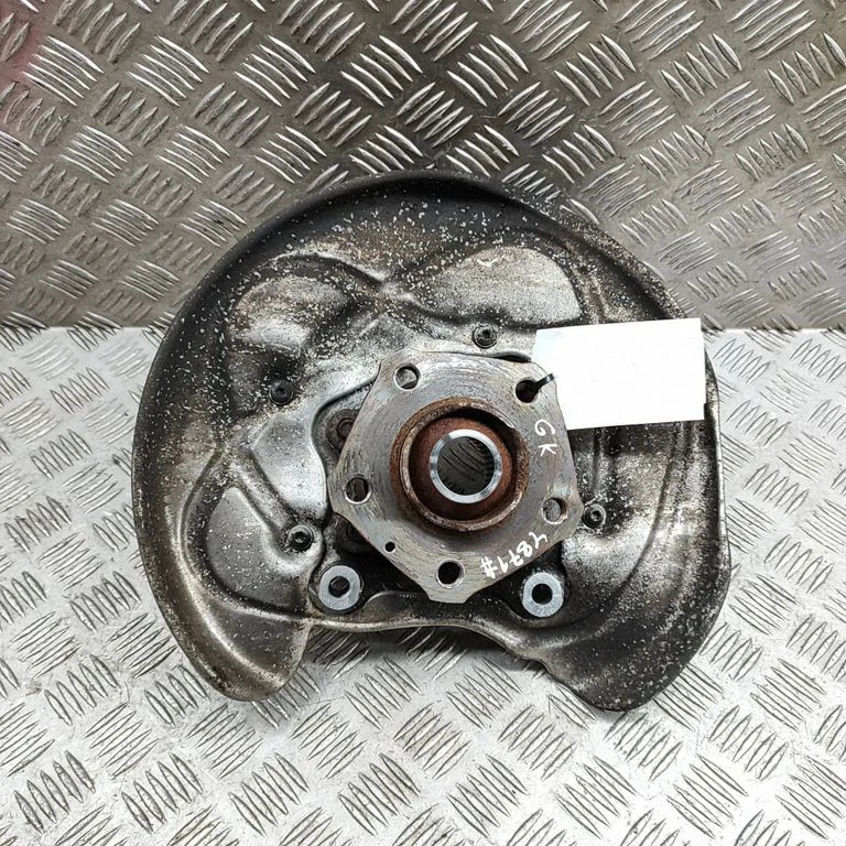 Aizmugurējā rumba 80A615611B
