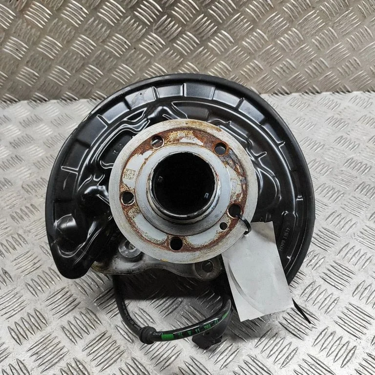 Aizmugurējā rumba – Mercedes-Benz CLA klase C118 X118 (2019-)