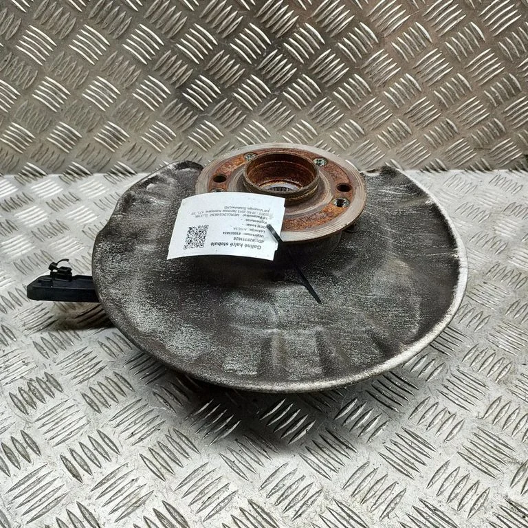 Rear wheel hub – Mercedes-Benz GLS-Class X166 (2015-2019)