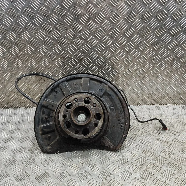 Aizmugurējā rumba A2123500241