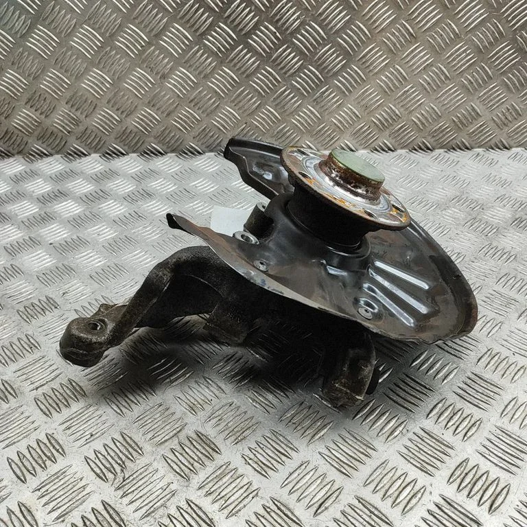 Rear wheel hub 5QF505435