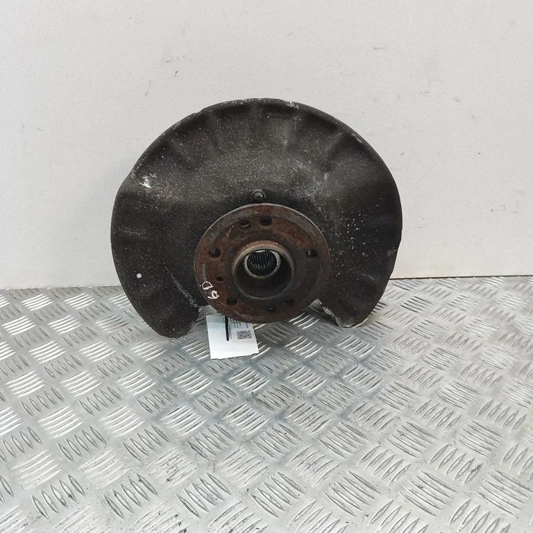 Rear wheel hub – Mercedes-Benz ML-Class W166 (2012-2017)