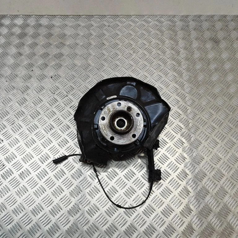 Tagumine rumm – BMW 4-seeria F32 F33 (2013-2020)