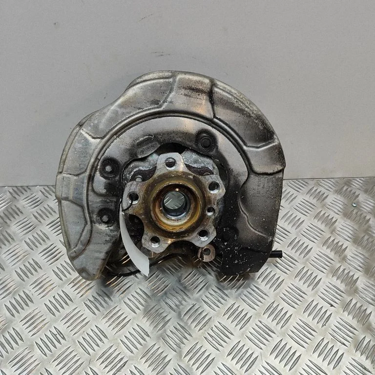 Rear wheel hub – BMW 5 Series G30 G31 G38 (2016-)