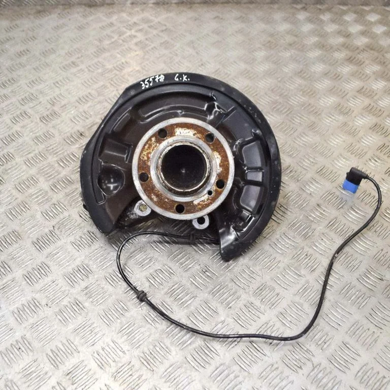 Aizmugurējā rumba – Mercedes-Benz B klase W246 W242 (2011-2017)