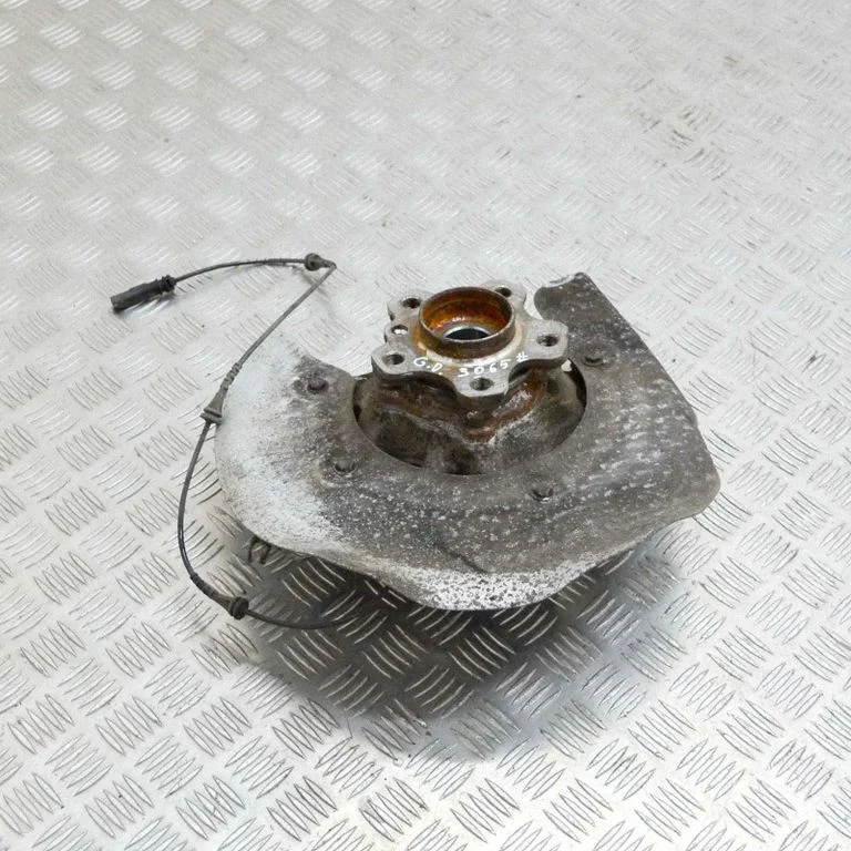 Rear wheel hub 11577210