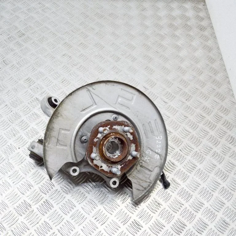 Aizmugurējā rumba 104477100D
