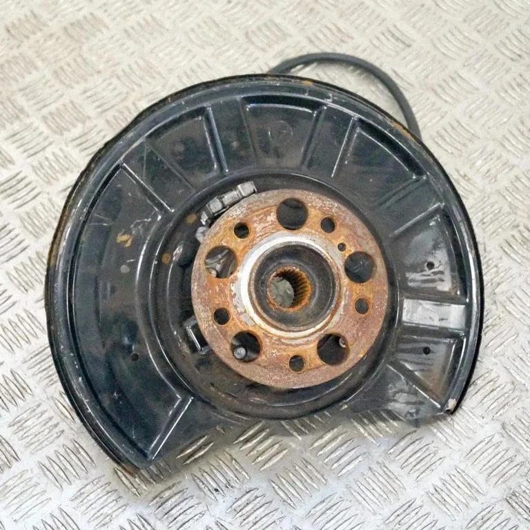 Aizmugurējā rumba – Mercedes-Benz E klase W212 (2009-2016)
