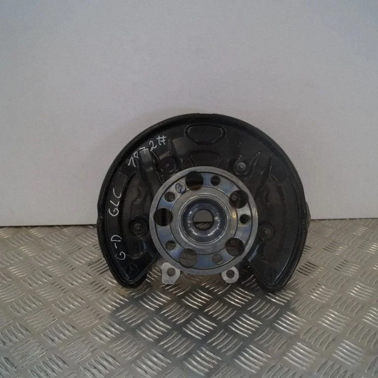 Rear wheel hub – Mercedes-Benz GLC-Class C253 (2016-)