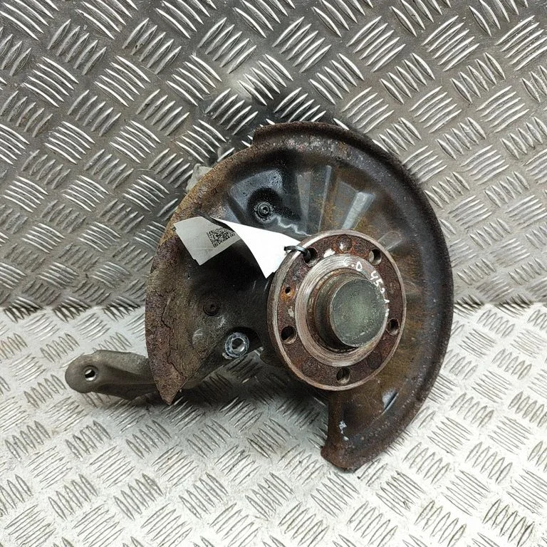 Tagumine rumm 3Q0505434F