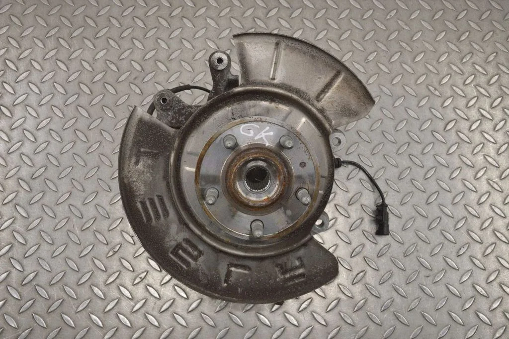 Tagumine rumm 600643200A