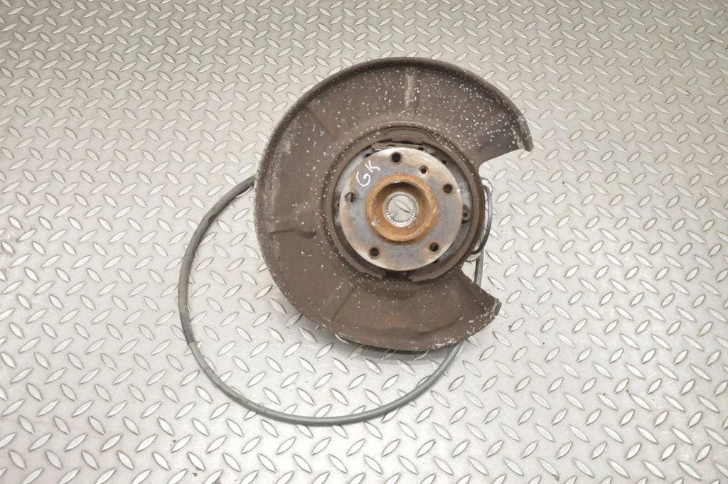 Tagumine rumm – vasak