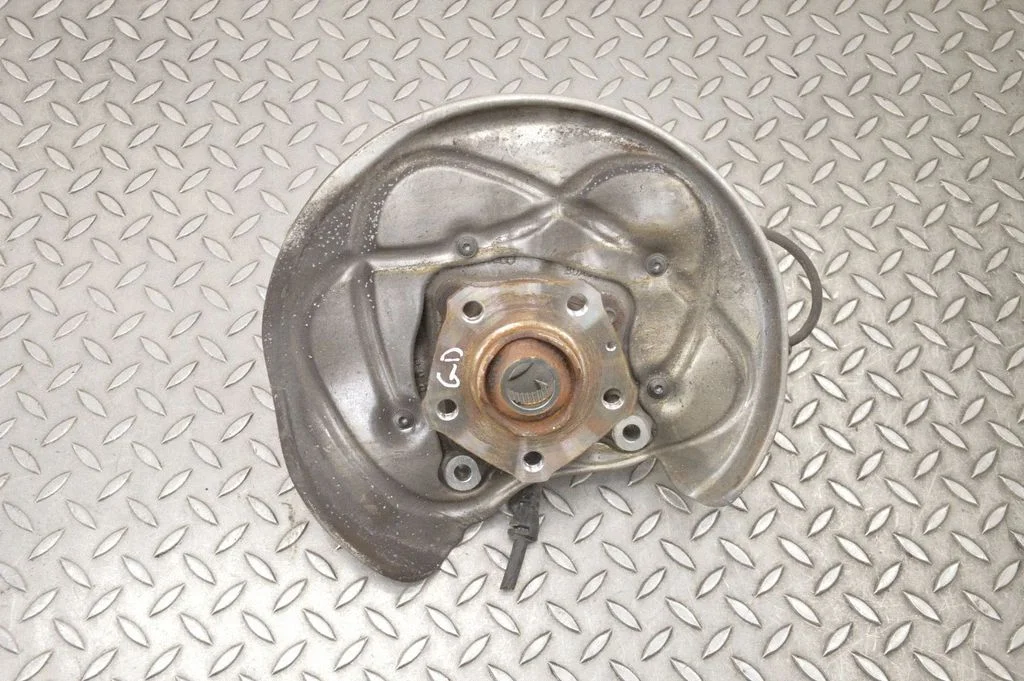 Rear wheel hub 80A505436J