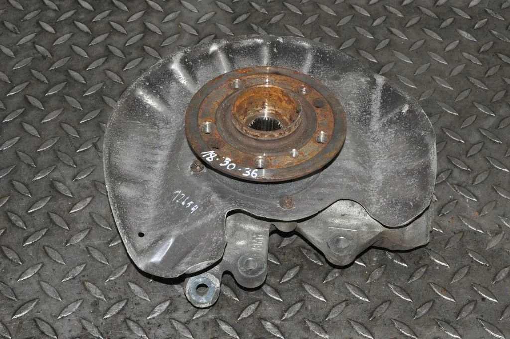Rear wheel hub – Mercedes-Benz ML-Class W166 (2012-2017)