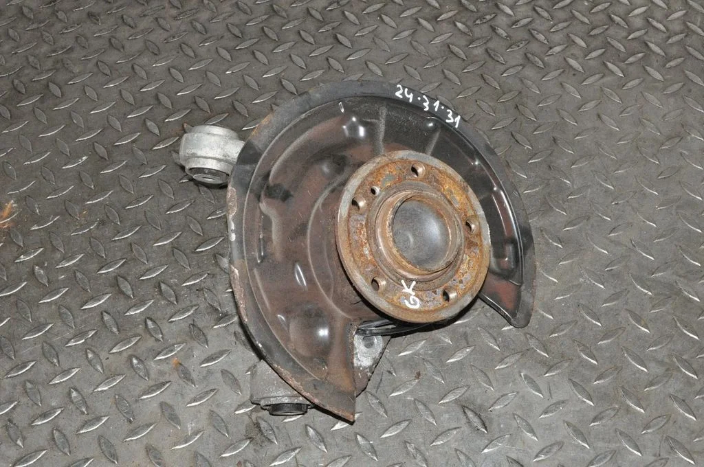 Tagumine rumm – vasak