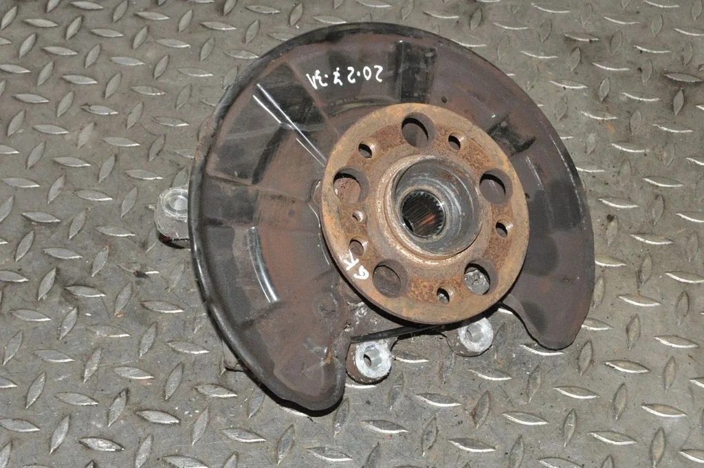 Aizmugurējā rumba – kreisā