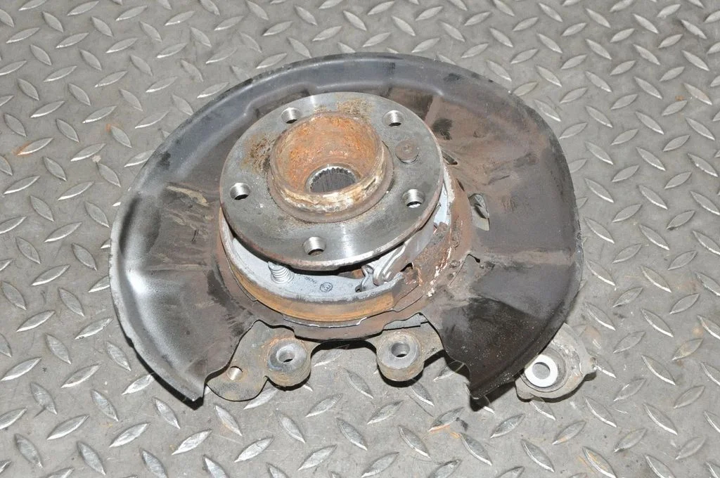 Aizmugurējā rumba – kreisā