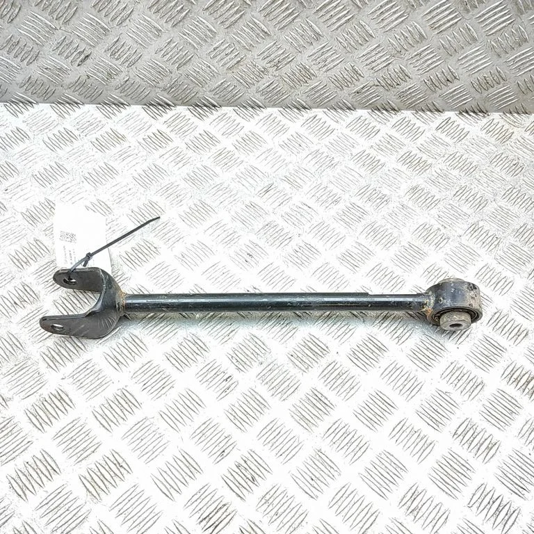 Tagumine ülemine õõtshoob 104444100F