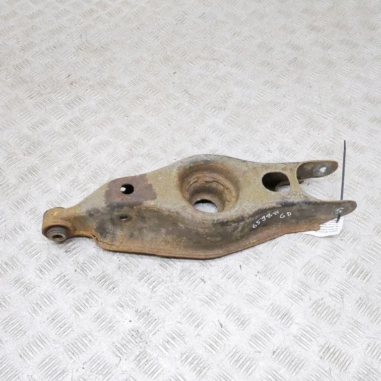 Aizmugurējā svira (dakša) 670036580