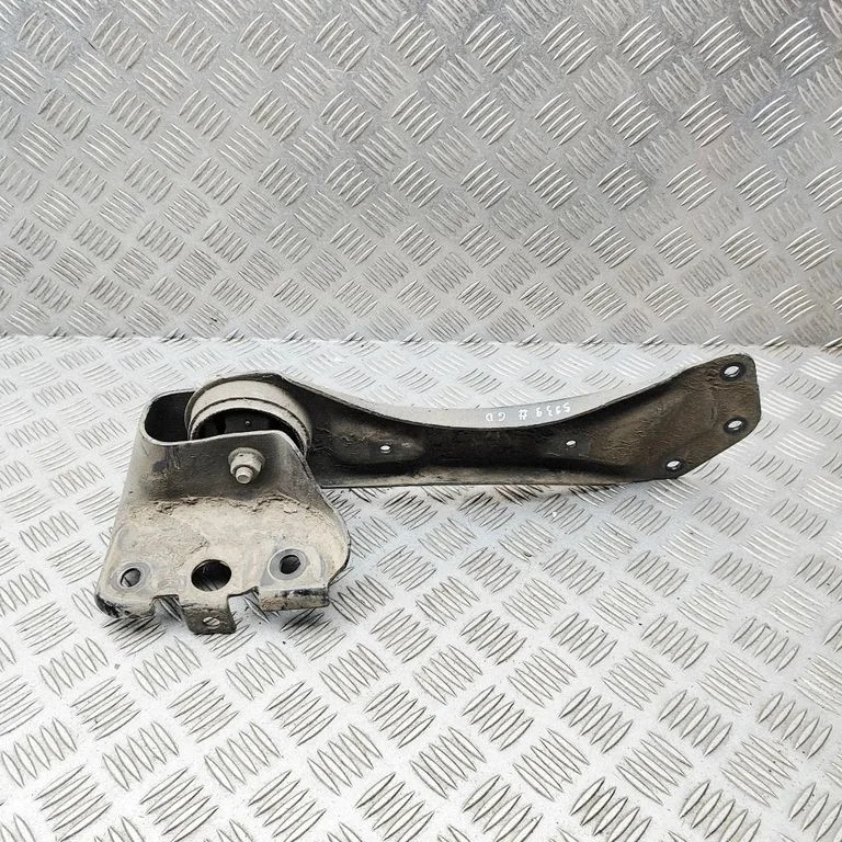 Aizmugurējā svira (dakša) A2473505403