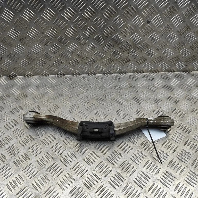 Rear upper control arm/wishbone A1673521600