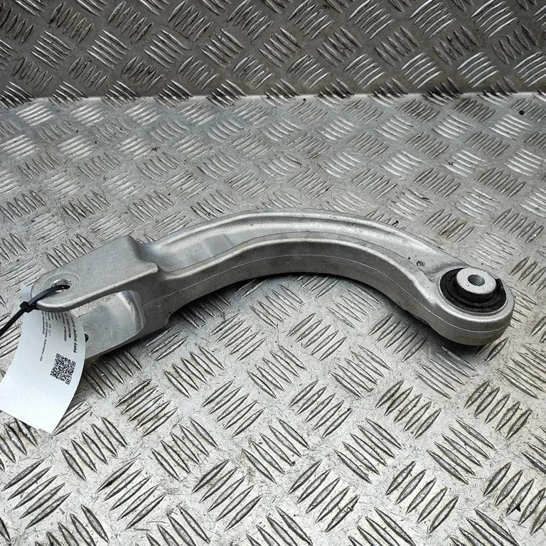 Aizmugurējā svira (dakša) 1EA505323C