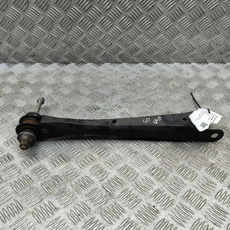 Aizmugurējā svira (dakša) KBB62845XA