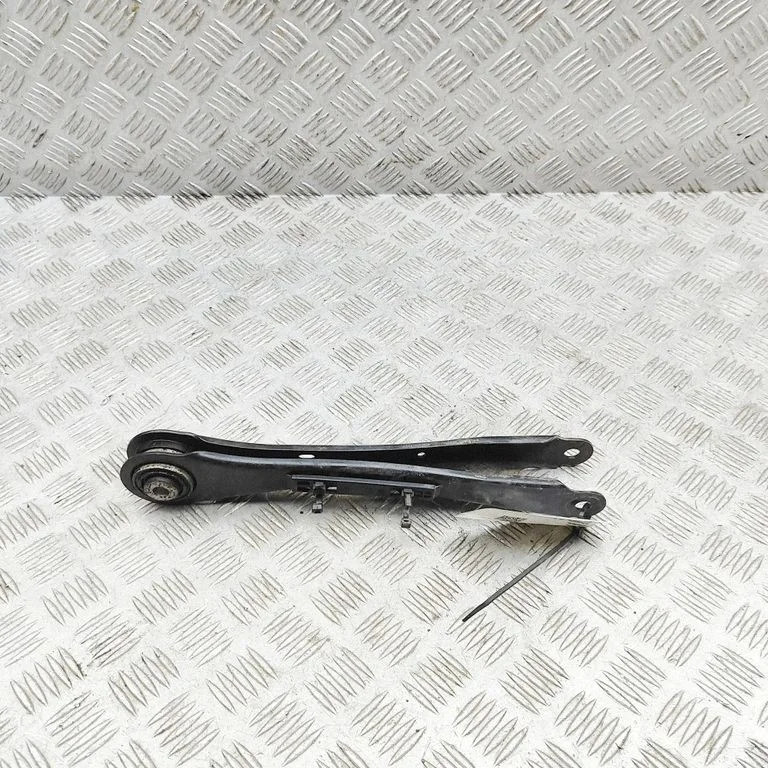 Tagumine ülemine õõtshoob 1EA505425A