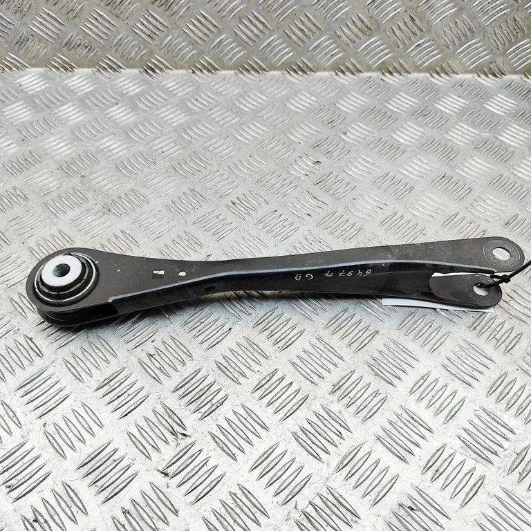Rear upper control arm/wishbone 6878037