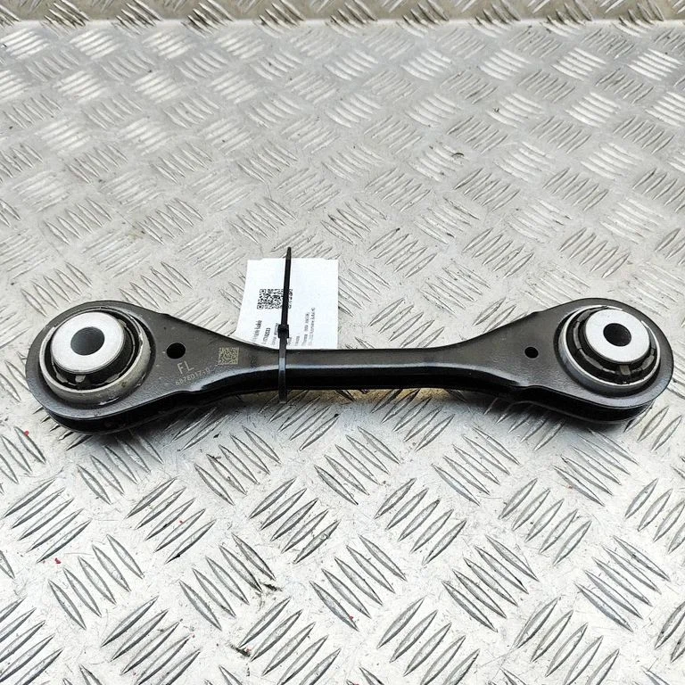 Rear upper control arm/wishbone 6878017
