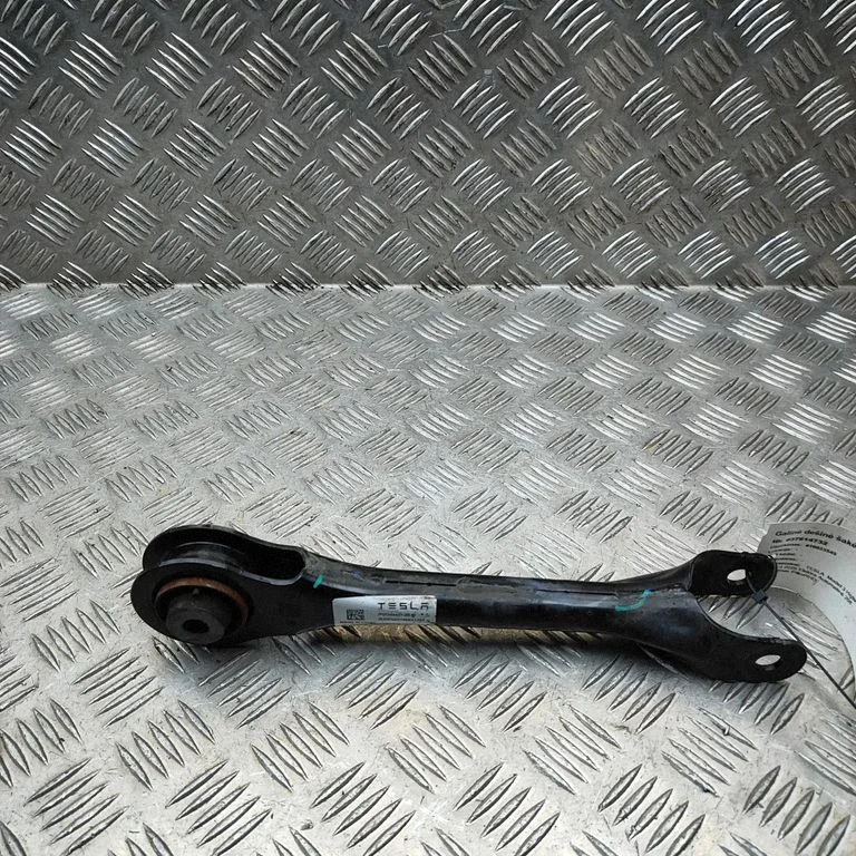 Tagumine ülemine õõtshoob 134442700B