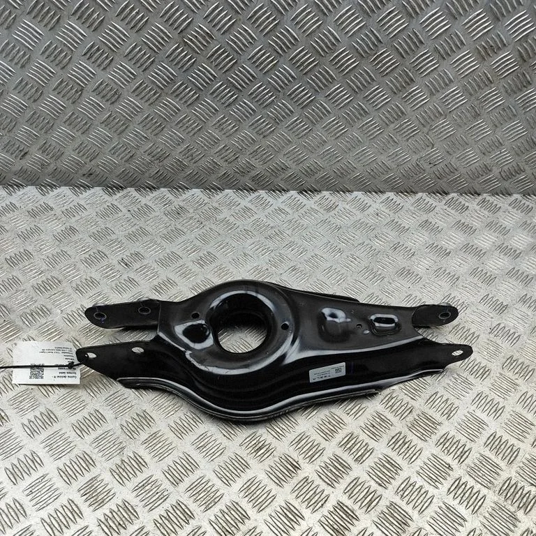 Tagumine ülemine õõtshoob 128845600A
