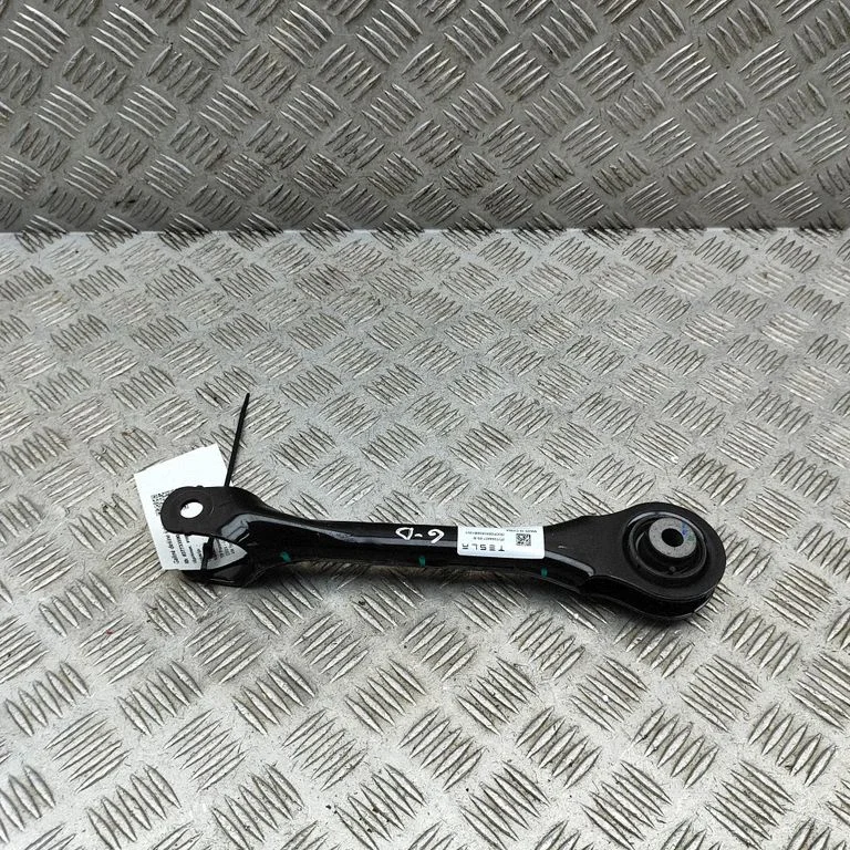 Tagumine ülemine õõtshoob 134442700B