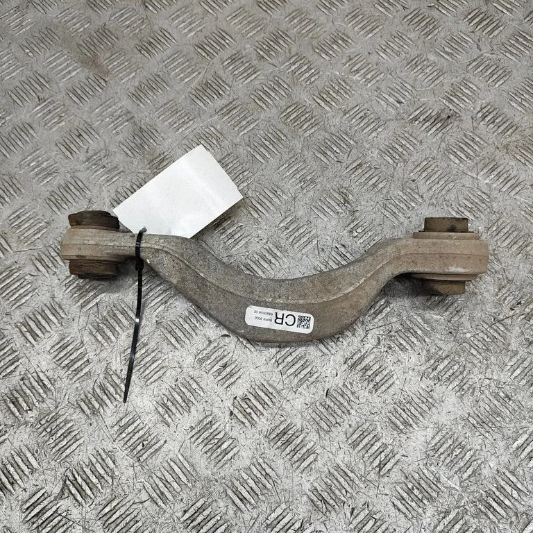 Rear upper control arm/wishbone 6890008