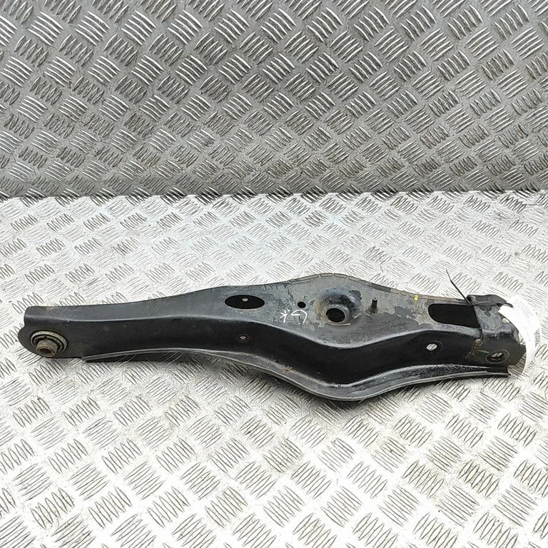 Rear upper control arm/wishbone 55210G2500