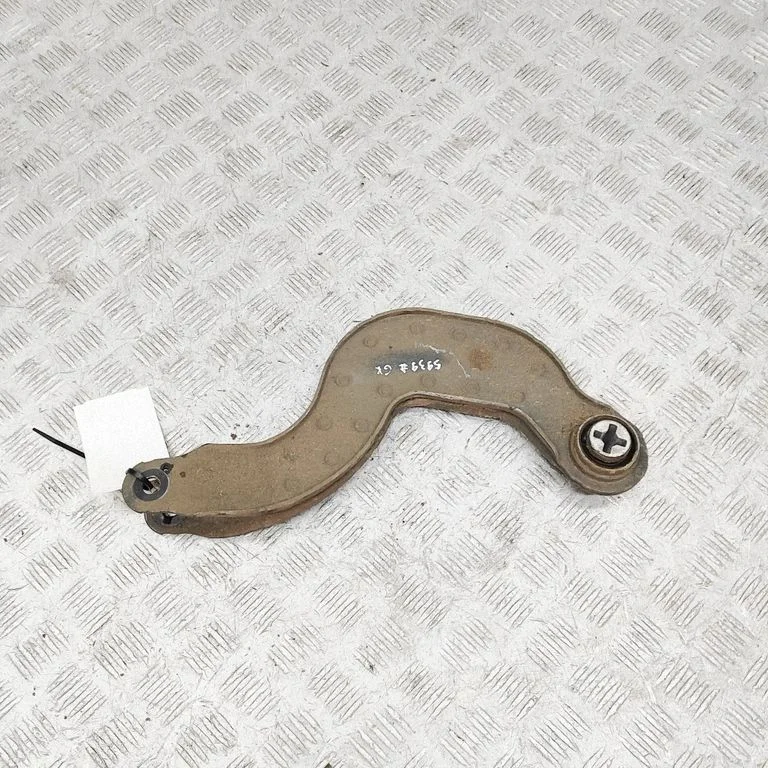 Aizmugurējā svira (dakša) A2473501700