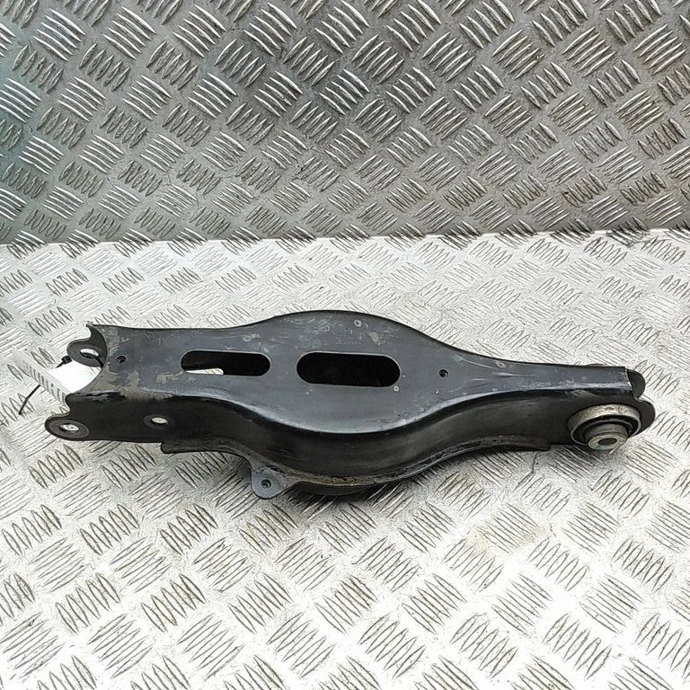 Rear upper control arm/wishbone 10890148