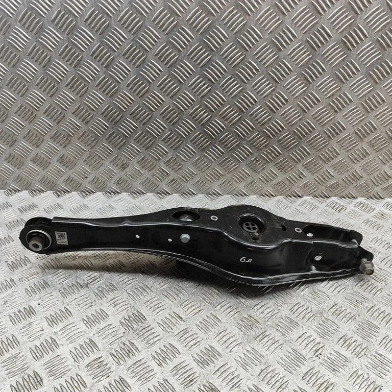 Rear upper control arm/wishbone – Cupra Leon (2020-)