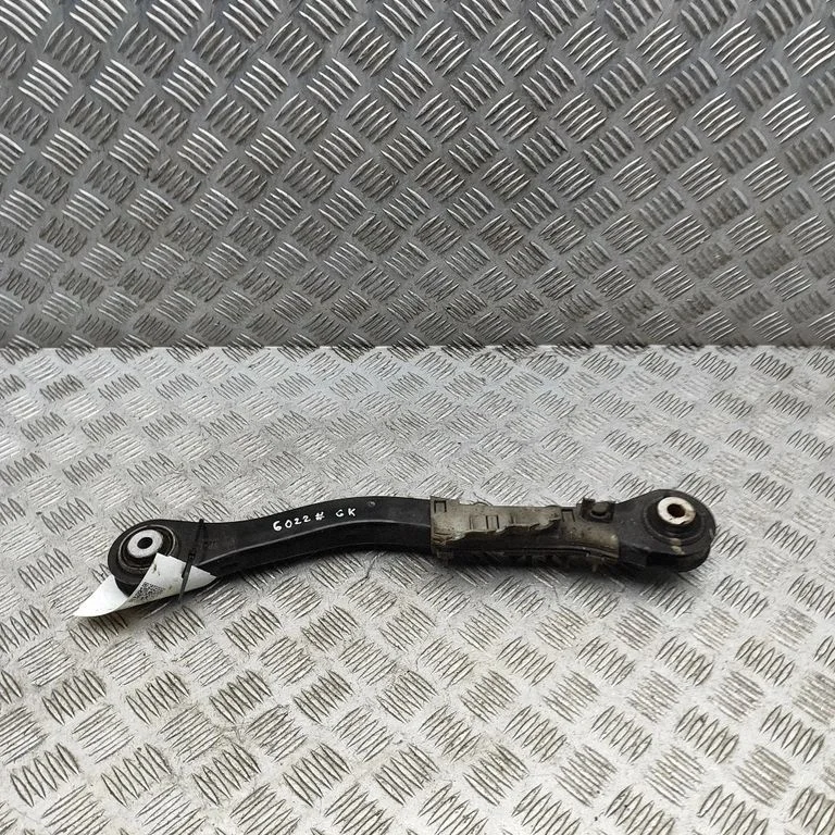 Rear upper control arm/wishbone 6878029