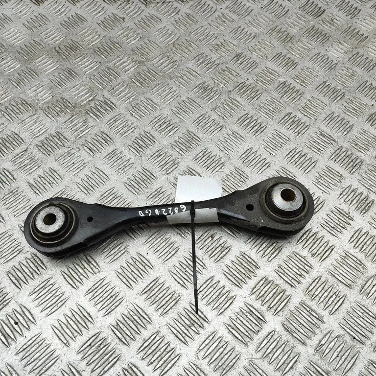 Rear upper control arm/wishbone 6878018