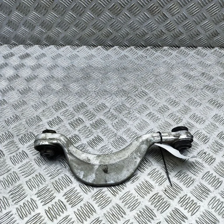 Rear upper control arm/wishbone 6878022