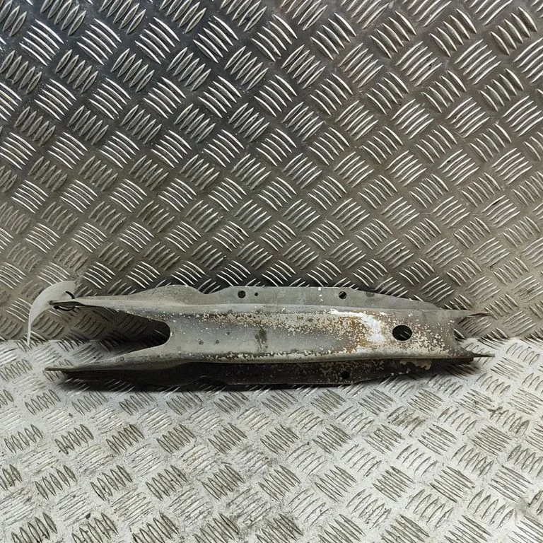 Rear upper control arm/wishbone – Mercedes-Benz CLA-Class C117 X117 W117 (2013-2019)