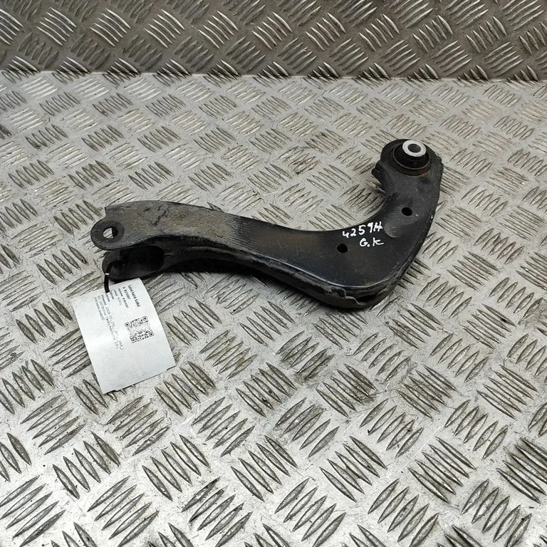 Rear upper control arm/wishbone – Lexus ES VII XZ10 (2018-2021)