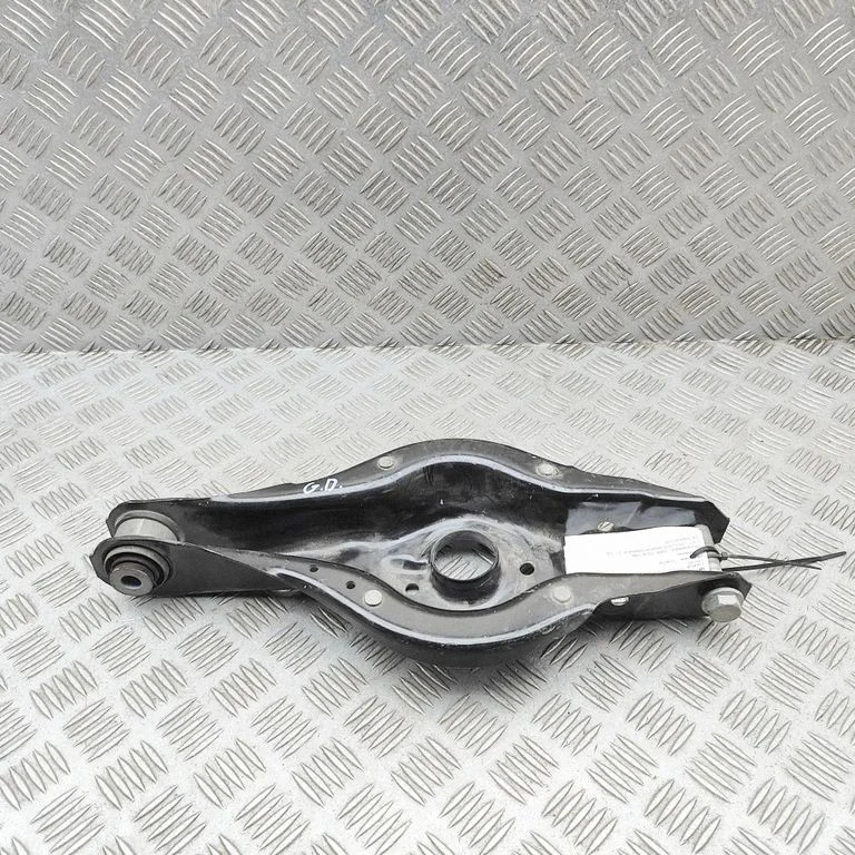 Rear upper control arm/wishbone – BMW 3 Series F30 F35 F31 (2012-2018)