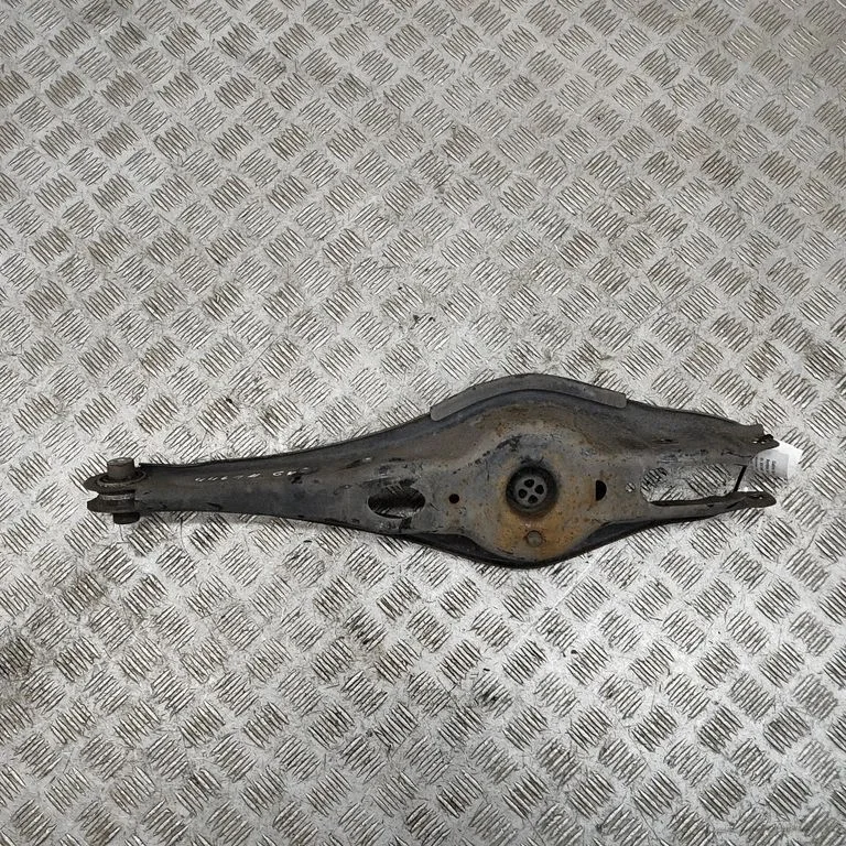 Rear upper control arm/wishbone – Audi A3 S3 8V (2013-2019)