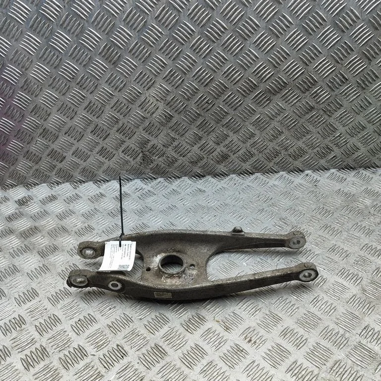 Aizmugurējā svira (dakša) 2284533