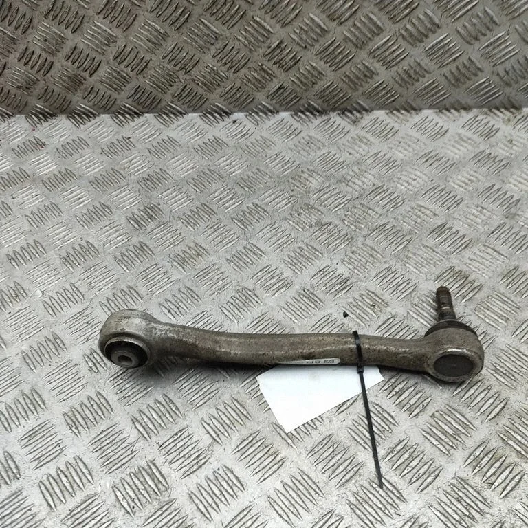 Aizmugurējā svira (dakša) 9504612