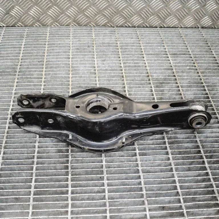 Rear upper control arm/wishbone – BMW 4 Series F32 F33 (2013-2020)